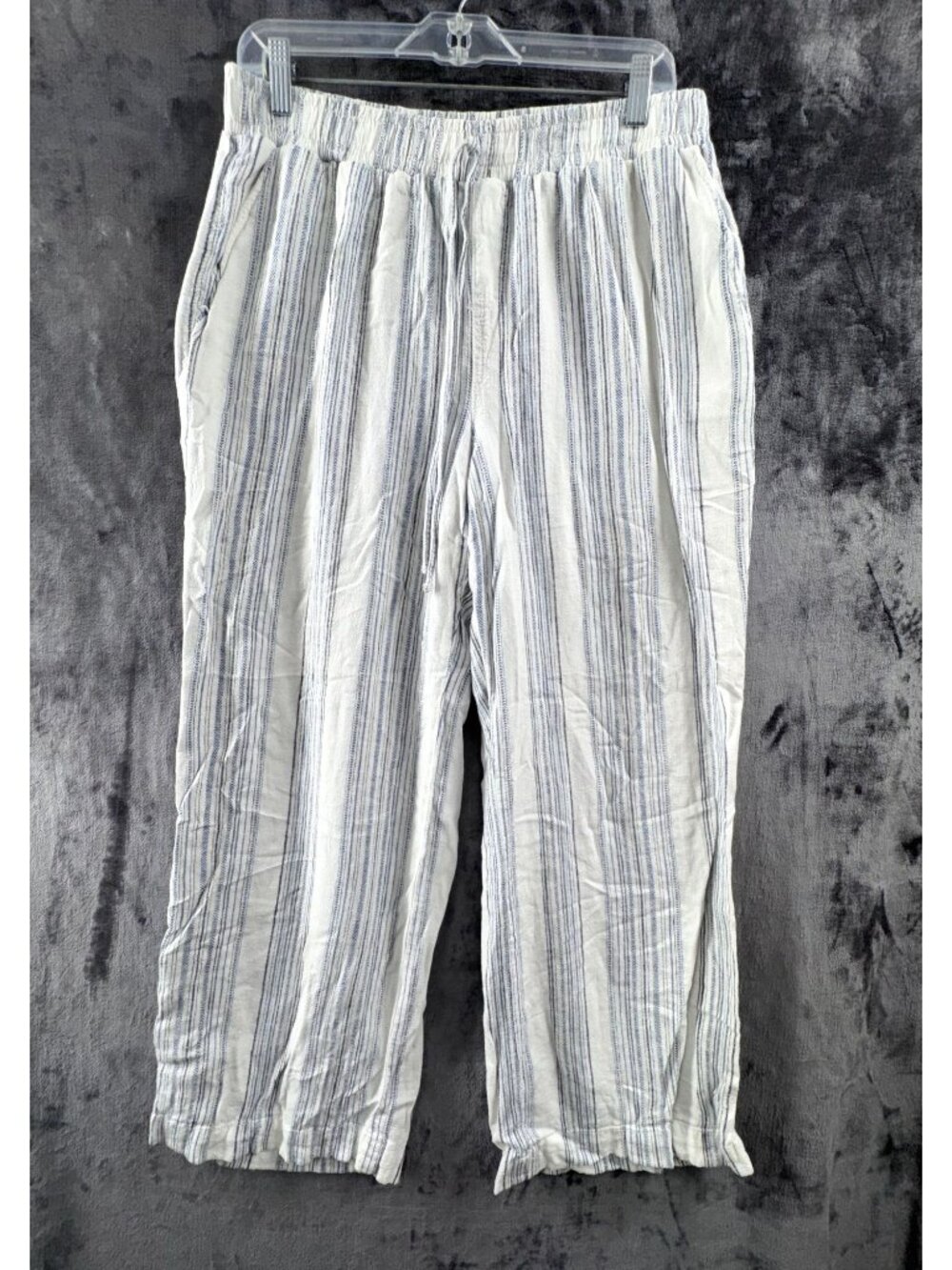 Briggs Linen Blend Size L Elastic Waist Pull-On Blue Striped Pants